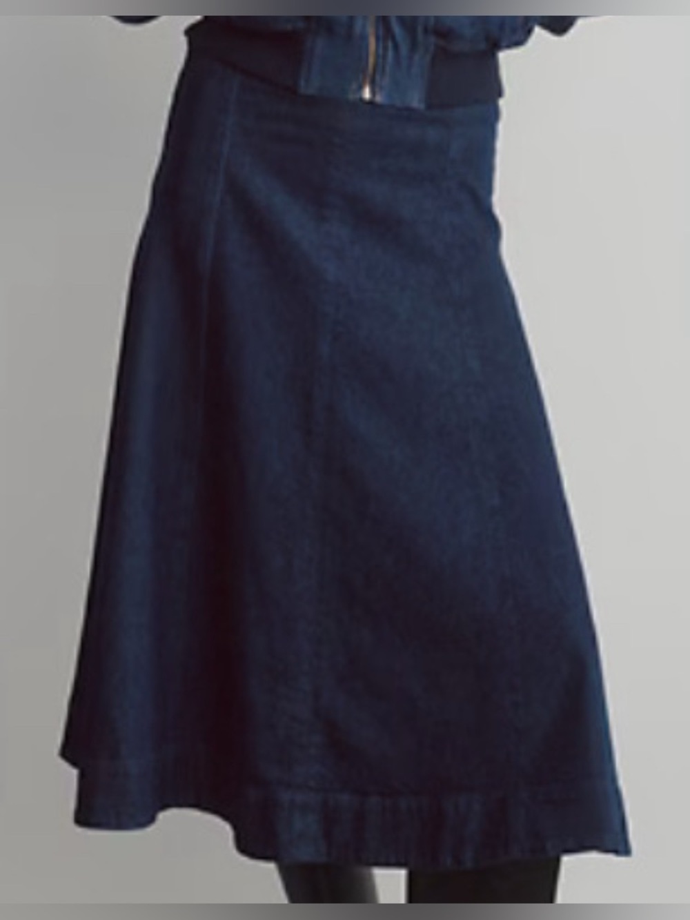 Gap Denim Tulip Midi Skirt/Dark Blue Wash: Size 4 Petite